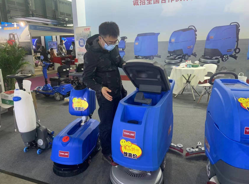 金华坦洁洗地机公司致力于电动洗地机的生产、销售和服务百家