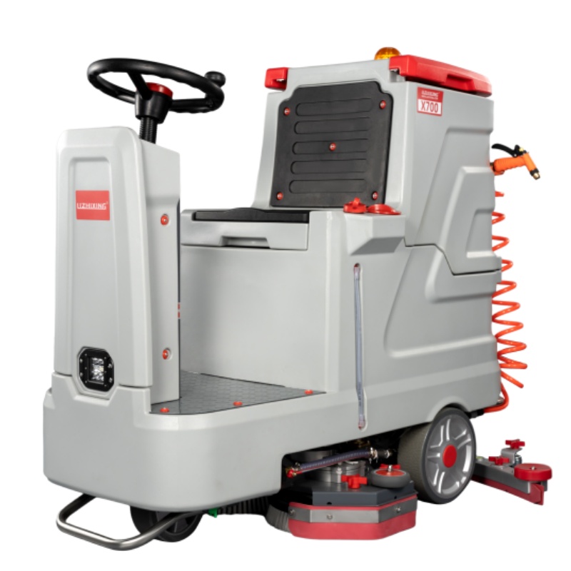 金华坦洁全自动驾驶式洗地机X700